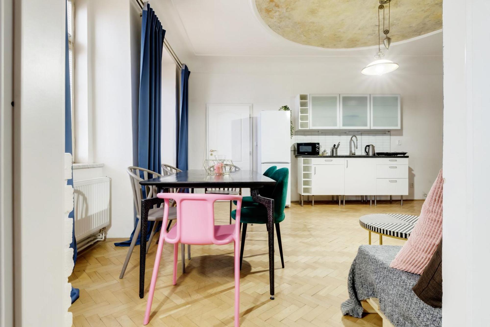 Apartament Curiosity